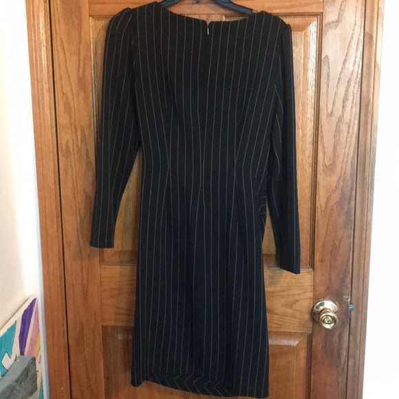 Dress - Picture 4 of 4